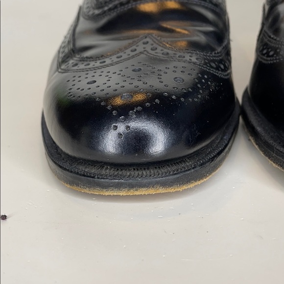 Florsheim black wing tip oxfords 10.5 D euc main image 5